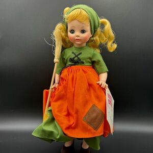 Vintage Madame Alexander POOR CINDERELLA 1440 13” Collectible Doll